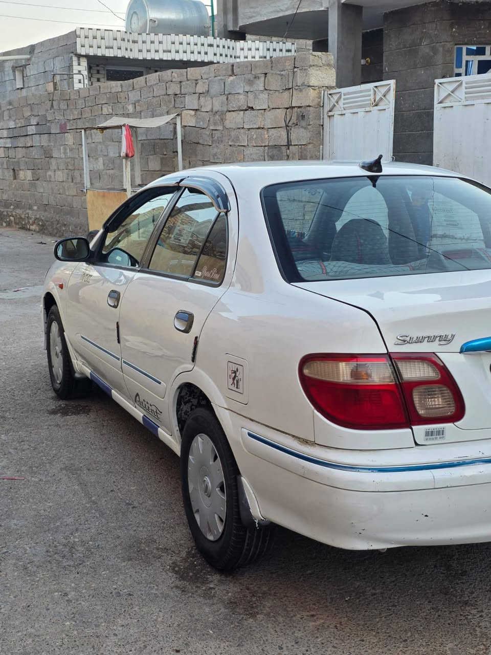 السلام عليكم
سياره سني موديل 2001
رقم بغداد فول مواصفات السياره جاهزه  ماناقصه كلشي مكفوله عده شخط بالجاملغ الامامي جه الصدر موضح بالصوره
العنوان/ الانبار/ الخالديه/
السعر 75$او بيه مجال بسيط
التواصل ع الارقام التاليه/***********
