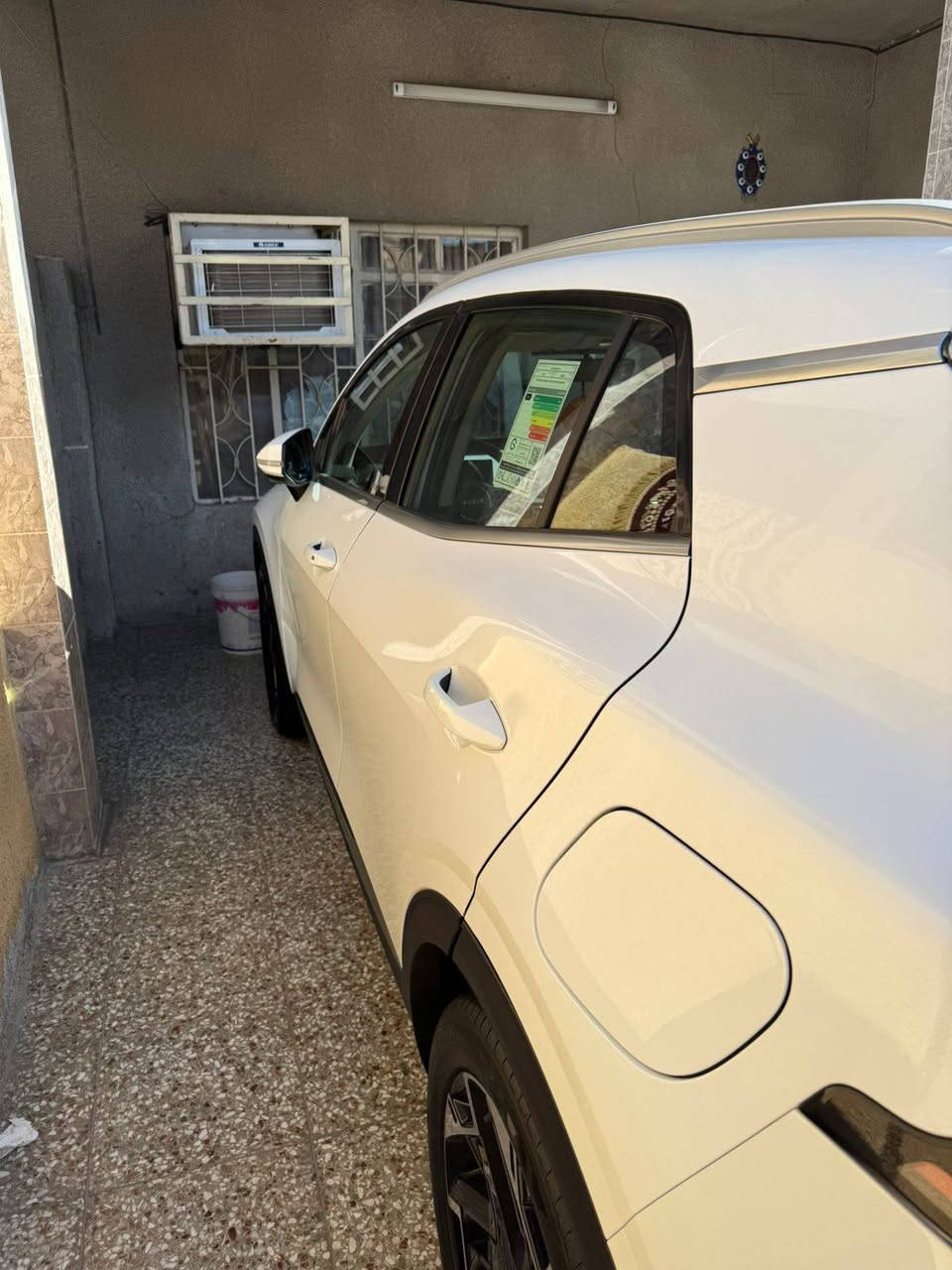 السلام عليكم سبورتج 2023 ماشيه 26 السياره بيهه طخه عله كد شبر بلجاملغ الامامي ومرجعه  pdr السياره نضيفه للاستفسار *********** السعر 220 وبيهه مجال
