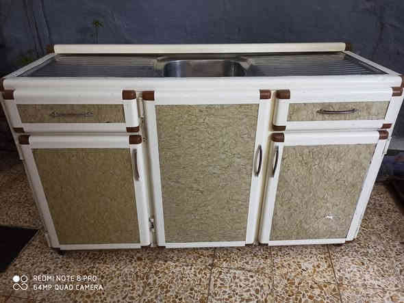 للبيع سنك شغل ثقيل نظافه 90% متر ونص سعر 95 بي مجال مكان موصل الارشديه كورك *********** اسيا ***********
