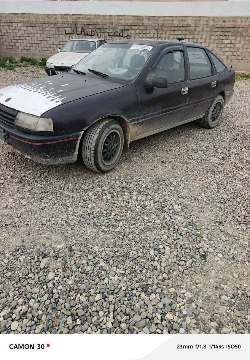 مكتب الاصحاب
اوبل فكترا چنطة. موديل ٩١
 الحجم 20.سيارة حلوة ومرتبة مصروف عليها. سنوية خضرة شرط وكالة وتحويل.. بيها كابون بانزين داخلها نظيف.. السعر ٢٧ وبيها مجال للاستفسار مكتب الاصحاب 
ويرهم بمقدمة زينة وترتيب مع الظمانات 
***********
***********
