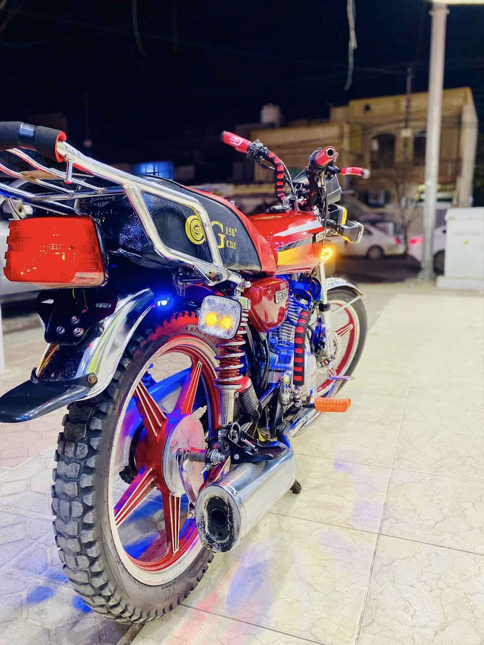 للبيع متور، تايكر  2023 اساسي محرك طلقة شرط العزم شغال كامل نكرة سلف كهربايات كامل شغال   منفيس موجود سعر 475 الف
وفي مجال لطيبن للتواصل *********** وفي واتس اب
