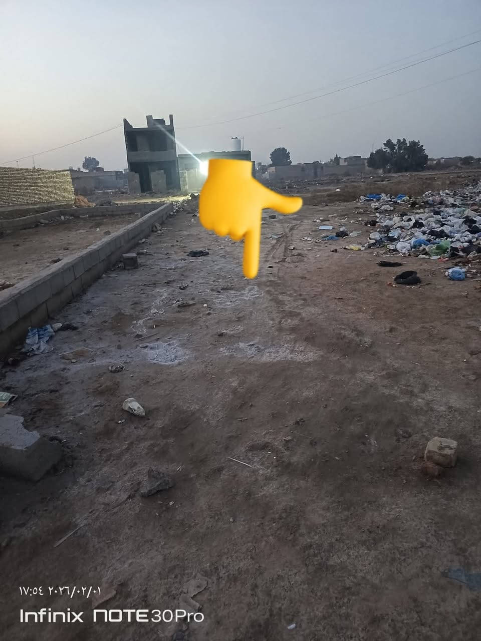 سلام عليكم كاع للبيع مساحه ١٠٠متر واجه ٥ نزال ٢٠ مكانها سبع قصور تعبر السوك مسافه شارع أبو كاضم الغراوي سعرها ب ١٤ وبيها مجال لشراي وهاذ رقمي *********** بي واتساب
