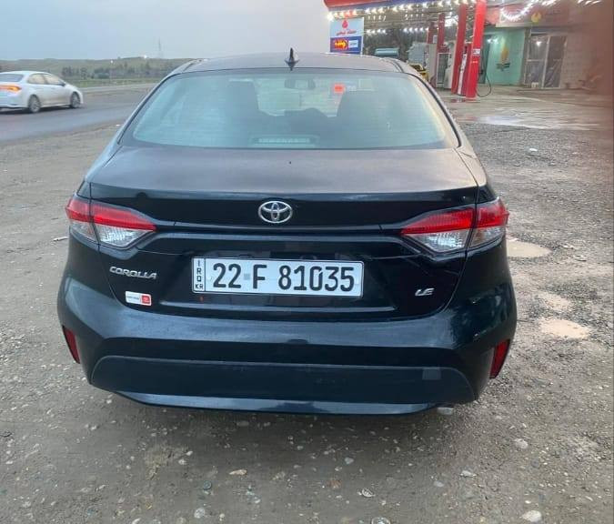 السلام عليكم 
كورلا موديل 23 Le وارد امريكي ياباني الاصل السياره بيها بس بنيد مبدل بدون ارباك كله سليم (صور الحادث بالمنشور ) 
مواصفات السياره
محرك 2000
رادار
داخل لونين
تحكم ستيرن جهتين
مثبت سرعه
3 انظمة قياده ايكو نورمل
مانع انزلاق
مانع تصادم
لايت Led
تحديد مسار
اوتو هولد 
سايد بريك بصمه
شاشه كبيره كامراة
فتحة سقف
السياره كامله اي نقص مابيها وبأسمي تحويل مباشر رقم انكليزي الجديد 
ماشية73 كيلو 
السعر 150 وبي مجال بسيط حك الجيه مكان السياره بغداد الحريه رقم الهاتف *********** او ***********
