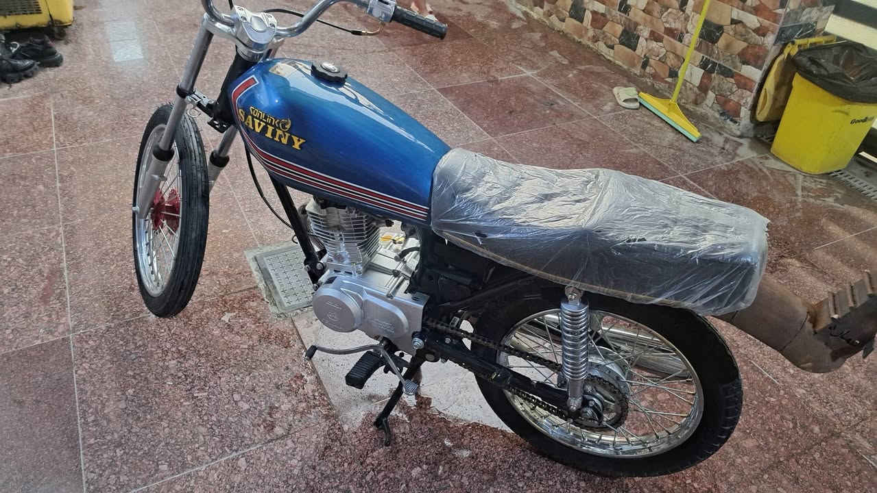 دراجه معمره اوراق اصولي مسؤل عنه 
كل شي جديد بيه رقم شاصي موجود 
يعني مكفوله .الشراي يتصل على هذا الرقم ***********
