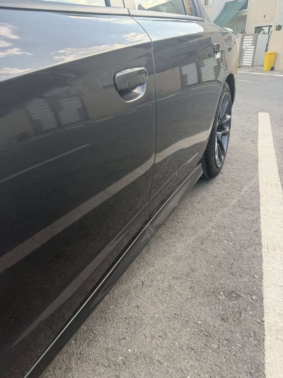 سيارة فخمة تجمع بين القوة والأداء الرياضي 

✅ فوول مواصفات عدا رادار امامي وفتحة 

✅ محرك 5700 HEMI

✅  (نظيفة جداً)

✅  قطعتين صبغ واحدة بلادي

✅ داخل  كنتاره

✅ ماشي 62km/

💥 السيارة جاهزه ع اخر حبة ادامه كامل 

رقم اربيل جديد باسمي هزة جديدة 

📍 الموقع: [اربيل  ] سعرها 255 ورقه 

📞 للتواصل: [***********]

