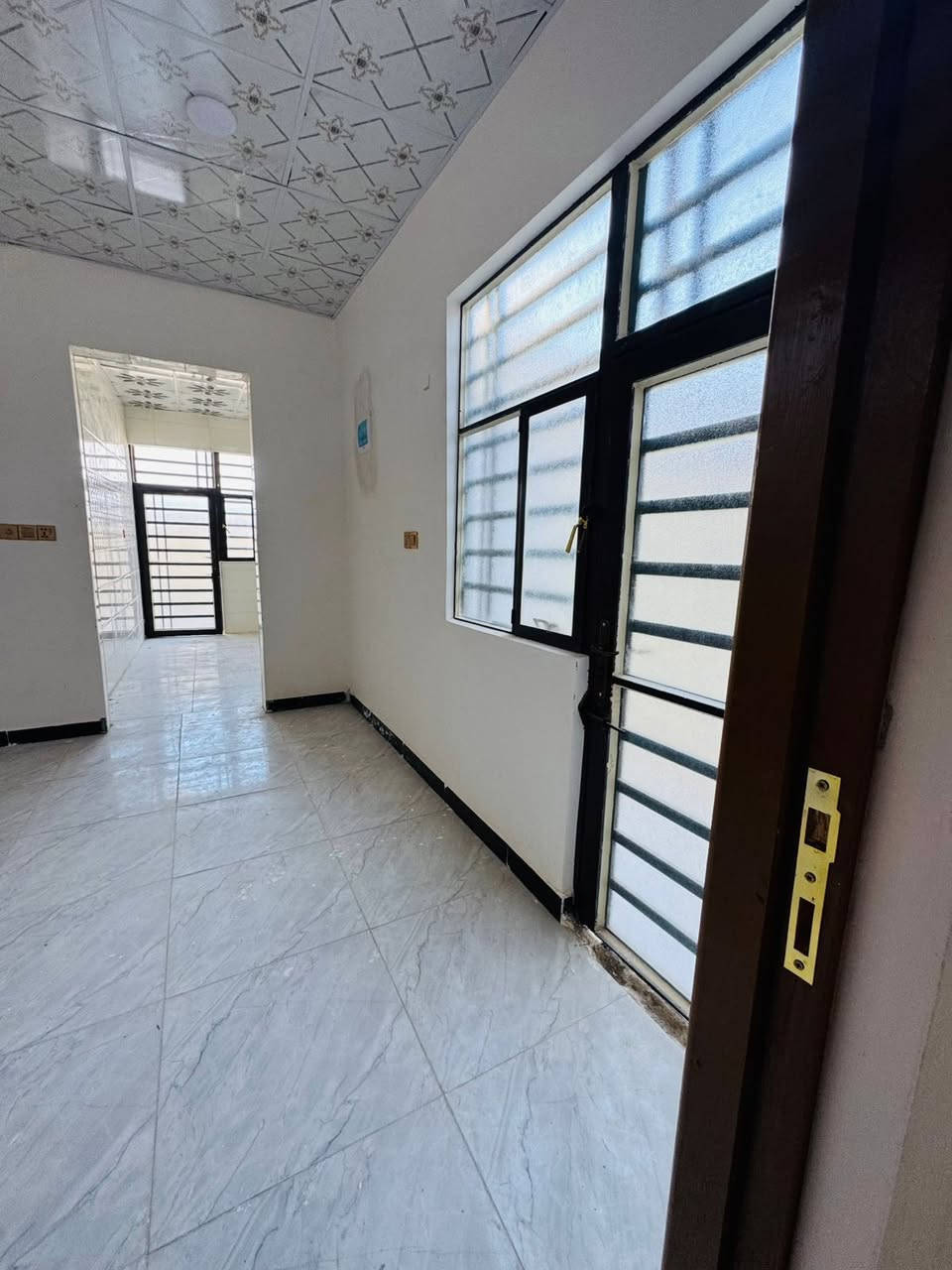 🏡 دراين للبيع في منطقة البراكية
📍 شارع المعمل قرب السيد الموسوي

🔹 تفاصيل كل دار:
غرفة وصالة ومطبخ واستقبال وصحيات
بناء درجه اولى
سعر الدار الواحد  ٤٣ مليون وبي مجال 
الصنف عقد زراعي 
📞 للاستفسار الاتصال على الرقم:
***********

🏢 مكتب الفيحاء للعقار
مقابل شارع مركز الهندية القديم
