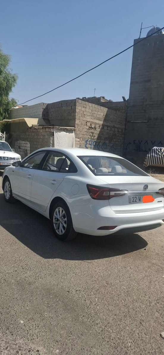 MG 5 standard plus 🌟🌟
2025 🚘🚘🚘
ماوەی ڕۆیشتن :   16 هەزار 
سەیارەکە تەنها کەمێک  pdr ی هەیە لەگەل قۆپێک لەدۆسەی لای سایەق چەند دەنکە تەزرەکی کەمی هەیە
نرخ خوار هەموو بازار 
104  💵$💵$💣💣
📍📍شوێن :: هەولێر
📲📲*********** أربيل, العراق
