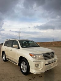 لاندكروزر GXR • ٢٠١٣ • فول ٨ ايرباک