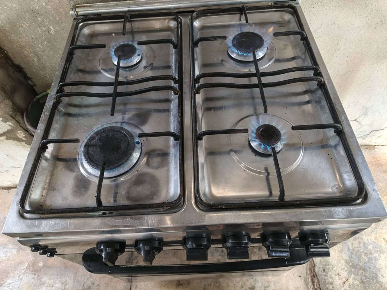 طباخ أربع عيون سعر ٦٥ ألف
واتساب ***********
