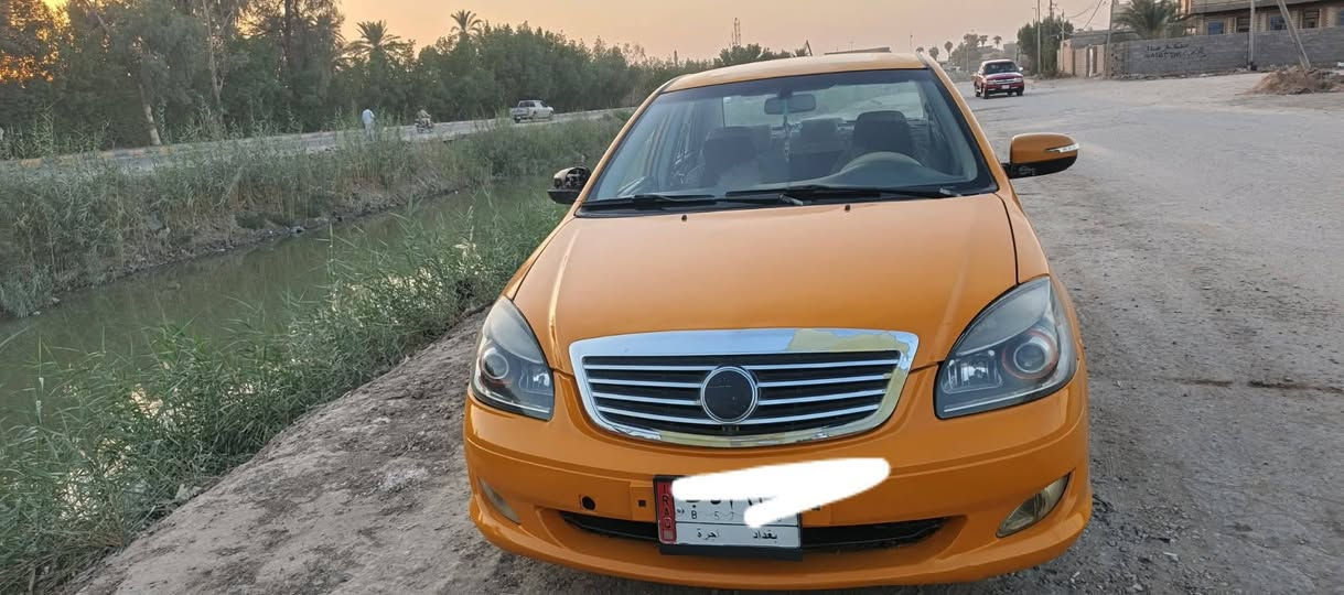 سلام عليكم 
جيلي موبل موديل 2012
بسمي مصفره مصبوغه جماليه بدون اي ضربه
كير مكينه مكفول
تبريد صدر امامي خلفي جديد 
تخم تاير جديد دواخل جديد 
تبريد ثلج 
كهربائيات كلها شغاله
شاشه سستم سماعات مال جارجر
مراوس حسب القناعه 
عنوان بغداد حي اور 
سعر45 ***********
