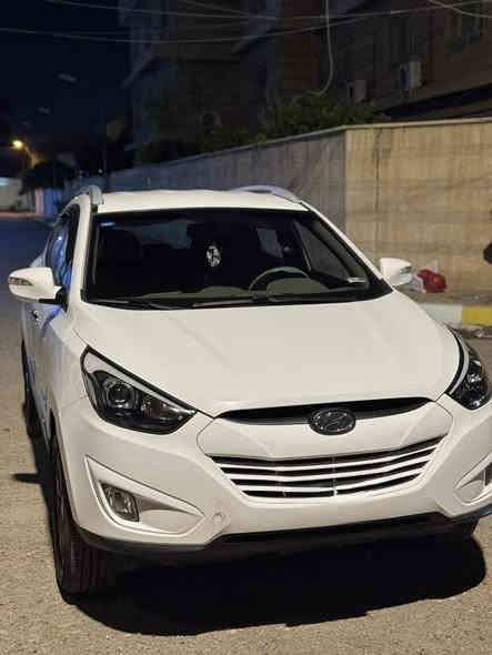 السلام عليكم 
#توسان خليجي 2014 
ماشيه 39 الف كيلوو حقيقي 
مكفوله من الصبغ والضربه والشخط 
سياره جديده جداً 
وومتعوبه 
مكاني بغداد 
*********** 
السعر 175 وبيها مجال جدا بسيط
