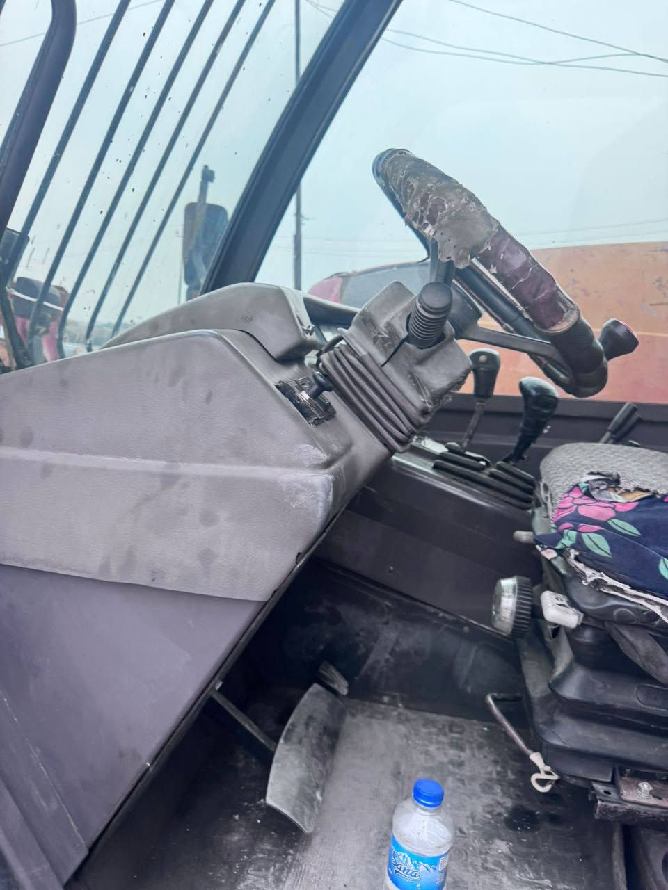 سلام عليكم للبيع رافعه مينتو سعرها 110 وبيها مجال مكانها صلاح الدين العلم ‏‪***********‬‏
