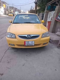 اسلام عليكم شباب للبيع فيرنا 2014رقم بغداد انكليزي باسمي  سياره جديده ...