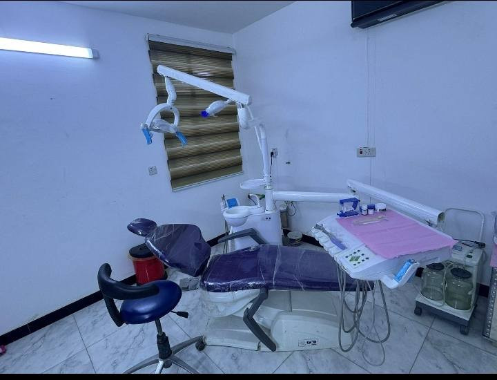 السلام عليكم يوجد عياده الدكتور وتر في حي الفرات قرب صيدليه اركان حي الفرات وقرب حسينيه المصطفى وهذا رقم الاول***********رقم الثاني *********** ويفتح الساعه 4:00 العصر وباسعار مناسبه
