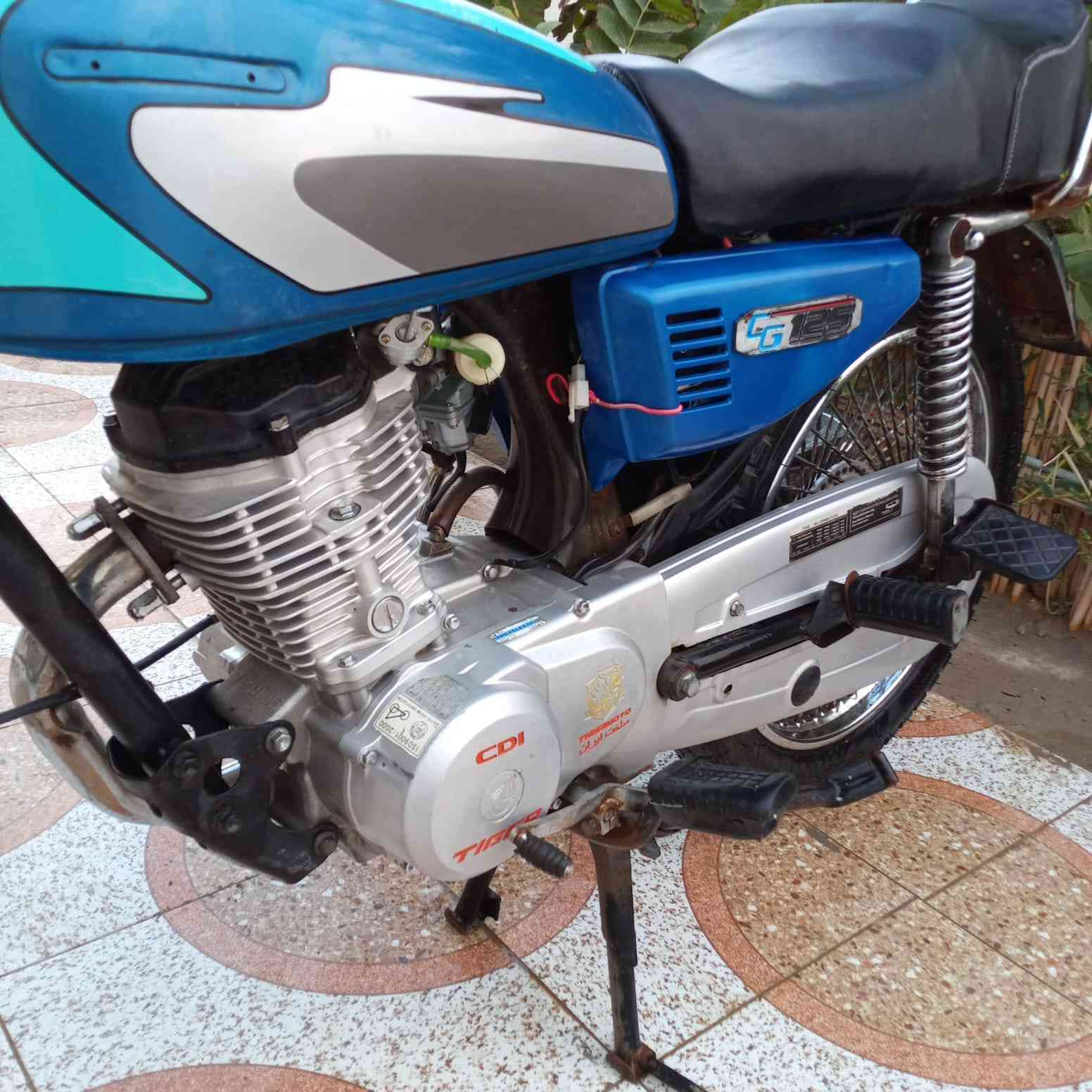 سلام عليكم دراجه تايكر
مديل 20 مرقمه سنويه تحويل ثاني يوم سوق الشيوخ ناحية الطار ***********
