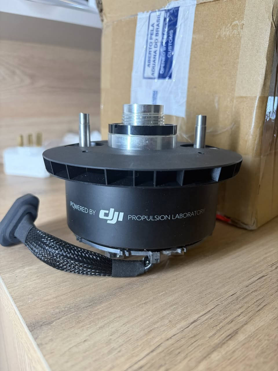 سلام عليكم 
عندي هذا ماطور مال درون دي جي اي 
بصراحه ما اعرف سعره 
للتواصل على الخاص


**إذا كنت صاحب هذا الإعلان وتريد حذفه لأي سبب، رجاءا أرسل رسالة إلى الدعم الفني**