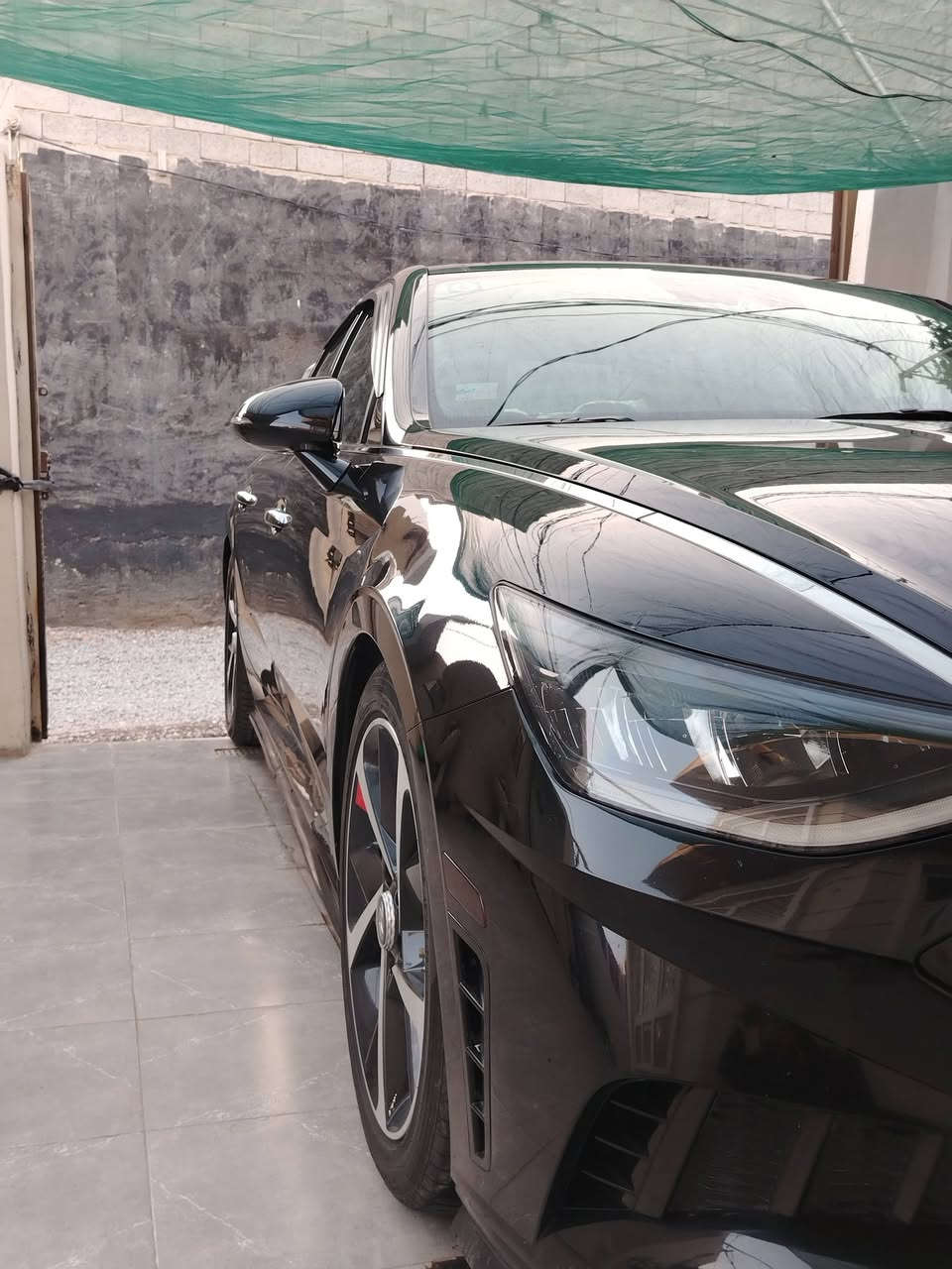 السلام عليكم سوناتا 2022 للبيع فول مواصفات جيتي لاين واحد ع واحد ضرربصيط بحافة الصندوق بيهه بار حافه الجامرلوغ *********** رقم السياره بغداد سعر ١٦٥وبيهه مجال مكان السياره بعقوبه
