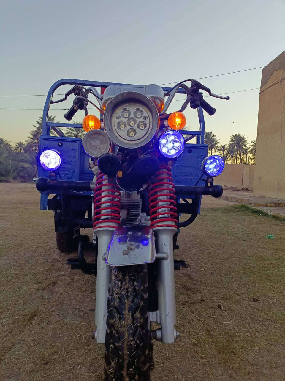 سلام عليكم ستوته للبيع مديل 2023رقم وسنويه سعر 3ملاين او بيه مجال ‏‪***********‬‏
