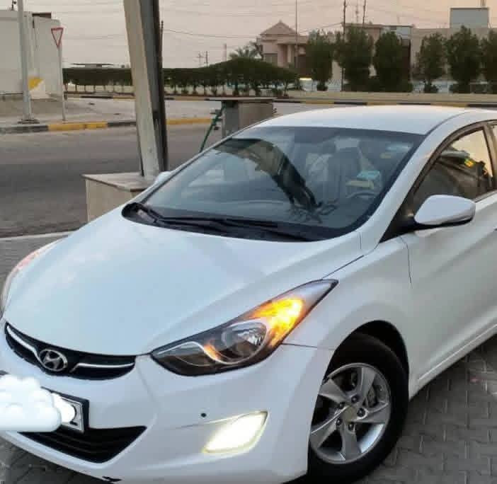 سلام عليكم سياره النتره 2014 سياره كصت جنطه سياره جاهزه و حلوه سياره فول مواصفات بصمه مكينه كير حداده جاهزه  السعر 50 وبيه مجال أو مراوس اب بنكو فقط ***********
