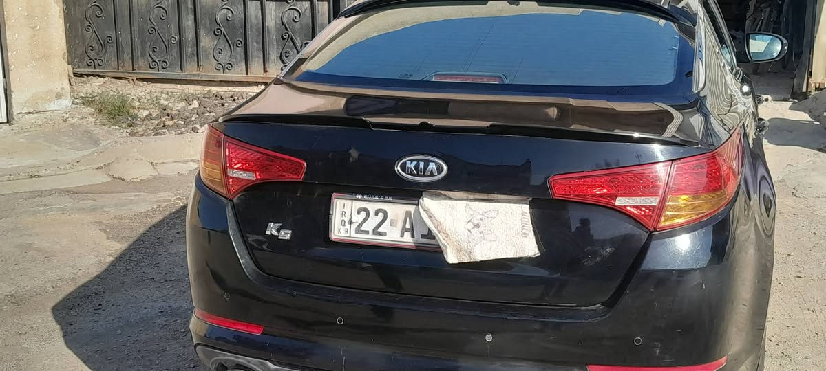 سلام عليكم 
كيا اوبتما موديل 14.  أدوات كص جنطه شغل درجه اولى 
محرك 2000 دوش خليجي
محرك كير صدر تبريد تدفئه جديد مكفول شرط جديد كهربائيات كامله وجديده سياره شرط تخم تاير ويل 
سنويه والأرقام اصلي أرقام شمالي أربيل دولي 
السعر 60 ورقه سياره جديده شرط  
مكانها بغداد الكرخ حي العامل 
تلفون ***********
