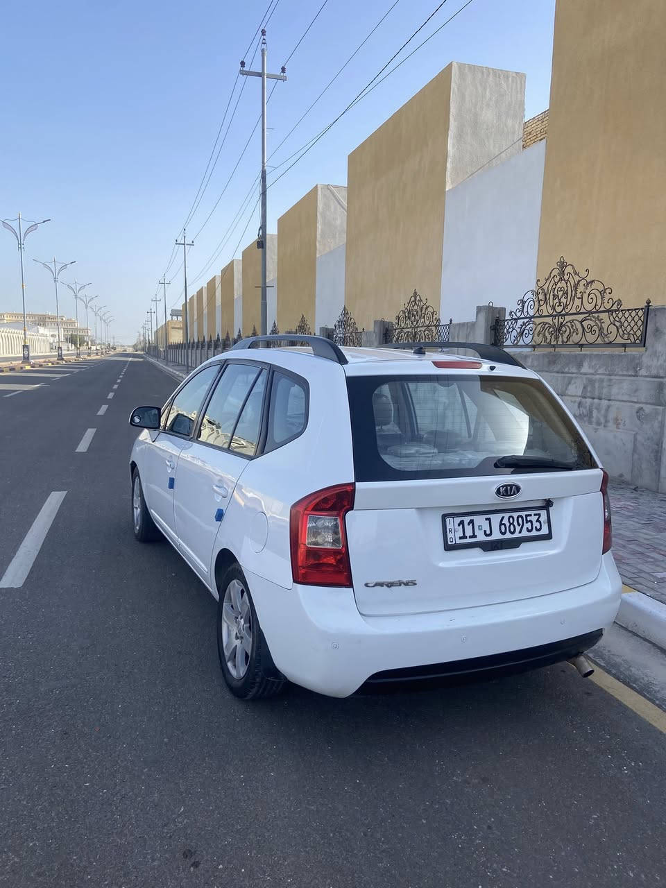 السلام عليكم كيا كارنز 2009خليجي فول مواصفات  شاشه فتحه 7راكب بيه چاملغ المامي صبغ والباقي كفاله رقم بغداد دولي كامره خلفيه دواره السياره جديده تبريد تدفئه شغاله السياره مابيه نقص برغي السعر 110 العنوان كربلاء للستفسار ***********
