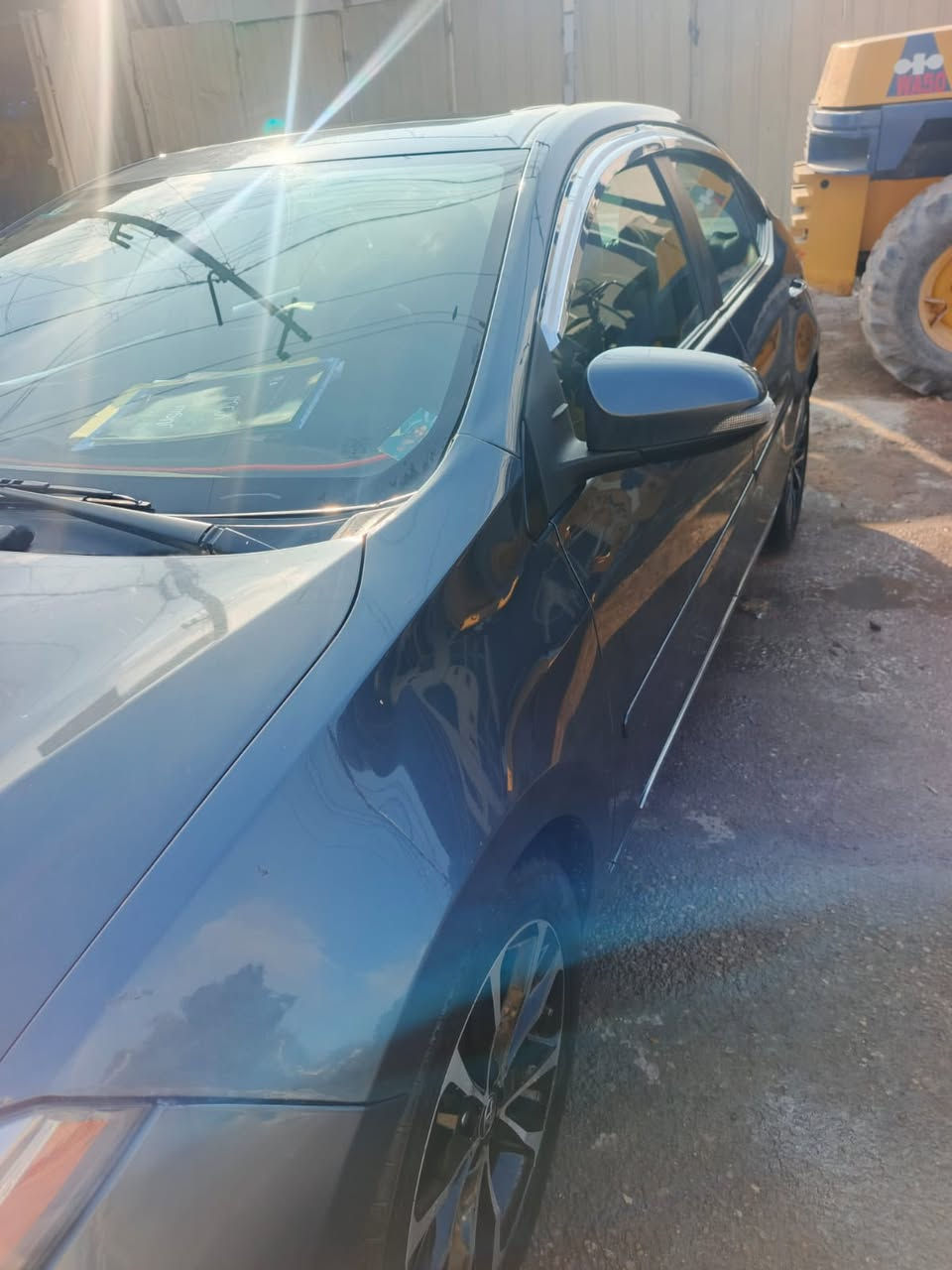 السلام عليك كورلا أمريكي 19سياره جاهزه من كل شي رقم إنكليزي باسمي السعر 140وبيها مجال للشراي 
للستفسار ***********
***********
