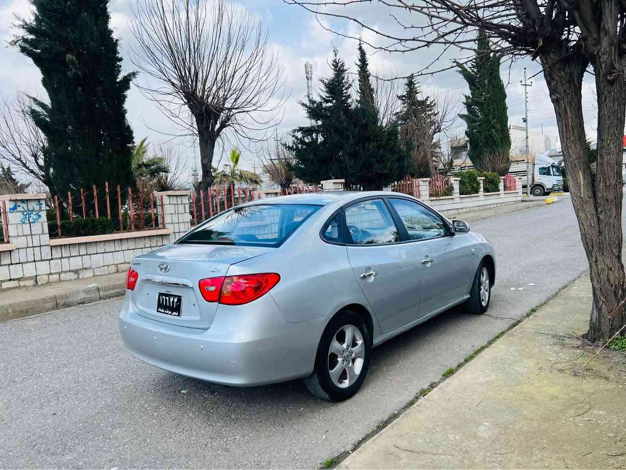 هۆندا 2009
نرخی خواربازاڕ
سەیارەکە نمونەیە لەجوانی 
مەکینە  بجوکی دکشن بەرز
گێرومەکینەبە شەرت
بێ دەعم ولێدراو
بێ ساردو شوخت
***********
***********
شوێن: قەلادزێ بشدار, السليمانية
