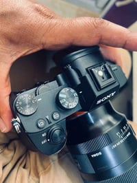 كاميرا سوني الغنية عن التعريف A7iii  نضافه ١٠٠ ٪  شتر ٢٠ الف  السعر مل...