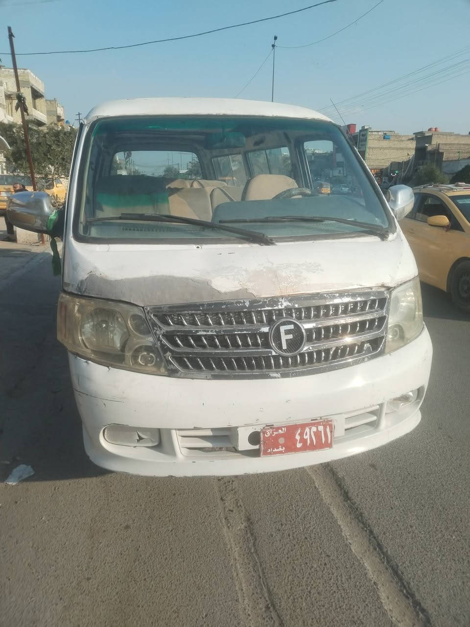 السلام عليكم كيا فتون موديل ٢٠٠٩ رقم بغداد احمر صدامي سنويه عضم عاج اصليه مطلوبه غرامات ٧٥٠ فقط هيئه ما مسجله مكان السياره بغداد مدينة الصدر راعيها بغداد تحويل راعيها يطلب ورقتين محرك وكير ونجي ياباني كير عادي محرك بي بداية تبخير حداديه حلوه غرفتها زينه تايرات نص عمر باتري جديد كهربائيات كلها شغاله عارضها ب ٢٨ وبيها مجال او مراوس حسب القناعه ***********
