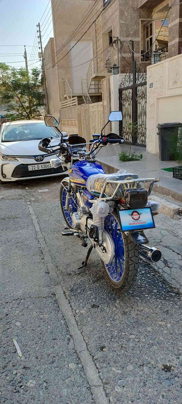 سڵاو هاورێیان SAVINI HONZDA 2025
 
بسمە 
شغال
حساس 
لایت لید 
گێچ الکترونی 
سماعە بیلادی 
بلوتوث
سفرە مانتۆرەکە تەنها 200 کم رۆیشتوە هەموو گیانی بەشەرتە سعری 950 هەزار و ماعمەلە 
ژمارەی موبایل *********** أربيل
