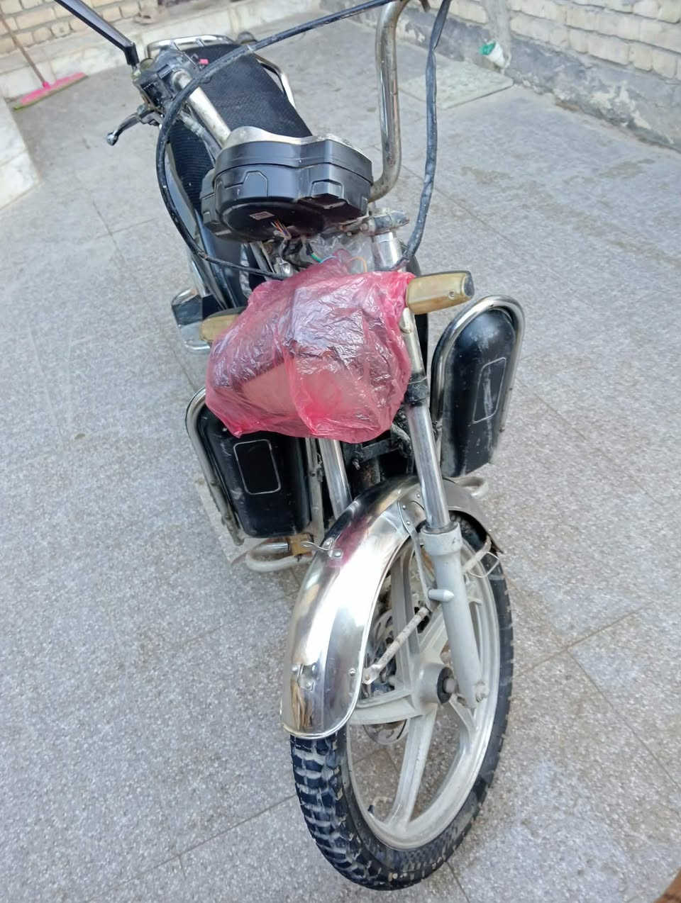 دراجه شحن هارلي للبيع بطاريه تعبانات للاستفسار *********** ألمكان بغداد ابو غريب سعره 175 وبيها مجال للشراي
