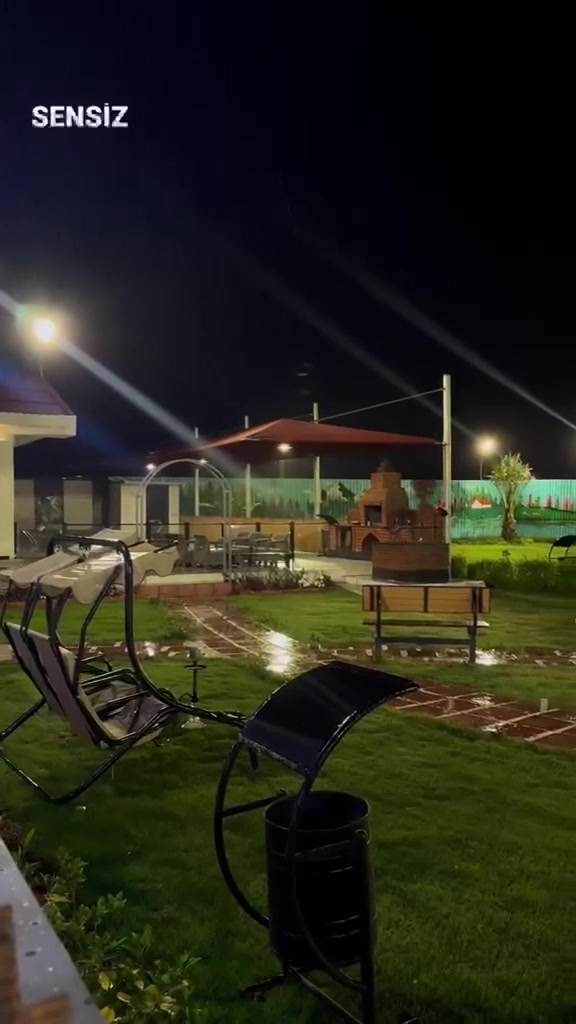 🌴💎 استمتعوا بأجواء الهدوء والخصوصية في منتجع الفحامة الترفيهي، المكان المثالي للراحة والاحتفال وقضاء أجمل اللحظات مع الأهل والأصدقاء.

☀️ الشفت الصباحي: 9 صباحًا - 6 مساءً | 300 ألف
🌙 الشفت المسائي: 8 مساءً - 7 صباحًا | 350 ألف
🌗 اليوم الكامل: 9 صباحًا - 7 صباحًا | 650 ألف

👥 السعة: 15 شخصًا
📍 بغداد - الفحامة - قرب جزيرة بغداد السياحية
📞 للحجز والاستفسار: ***********

✨ أجواء مميزة، راحة تامة، وذكريات لا تُنسى بانتظاركم في منتجع الفحامة الترفيهي ✨.
