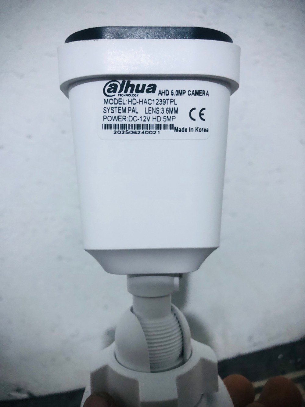 سلام عليكم كامرات مرقبة 
جداد غير مستختمات صوره وصوت 18فلاش  عداد الكامرات ذنين سعر الوحده 15الف 