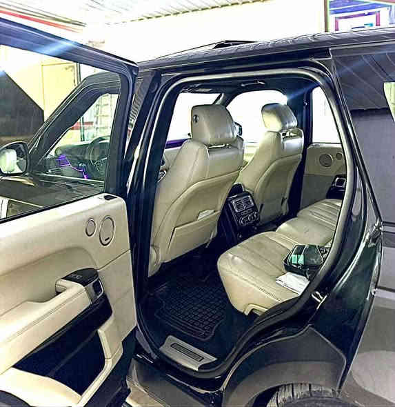 للبيع او المراوس 
رانج روفر اوتو باي كرافي موديل ٢٠١٦ اعلى فئه رقم شمالي(سليمانيا)وارد امريكي بيه الباب الخلف السايق مبدل بلادي 8سلندر بوضع الشركه المرغوب موجود واتساب***********❤️
