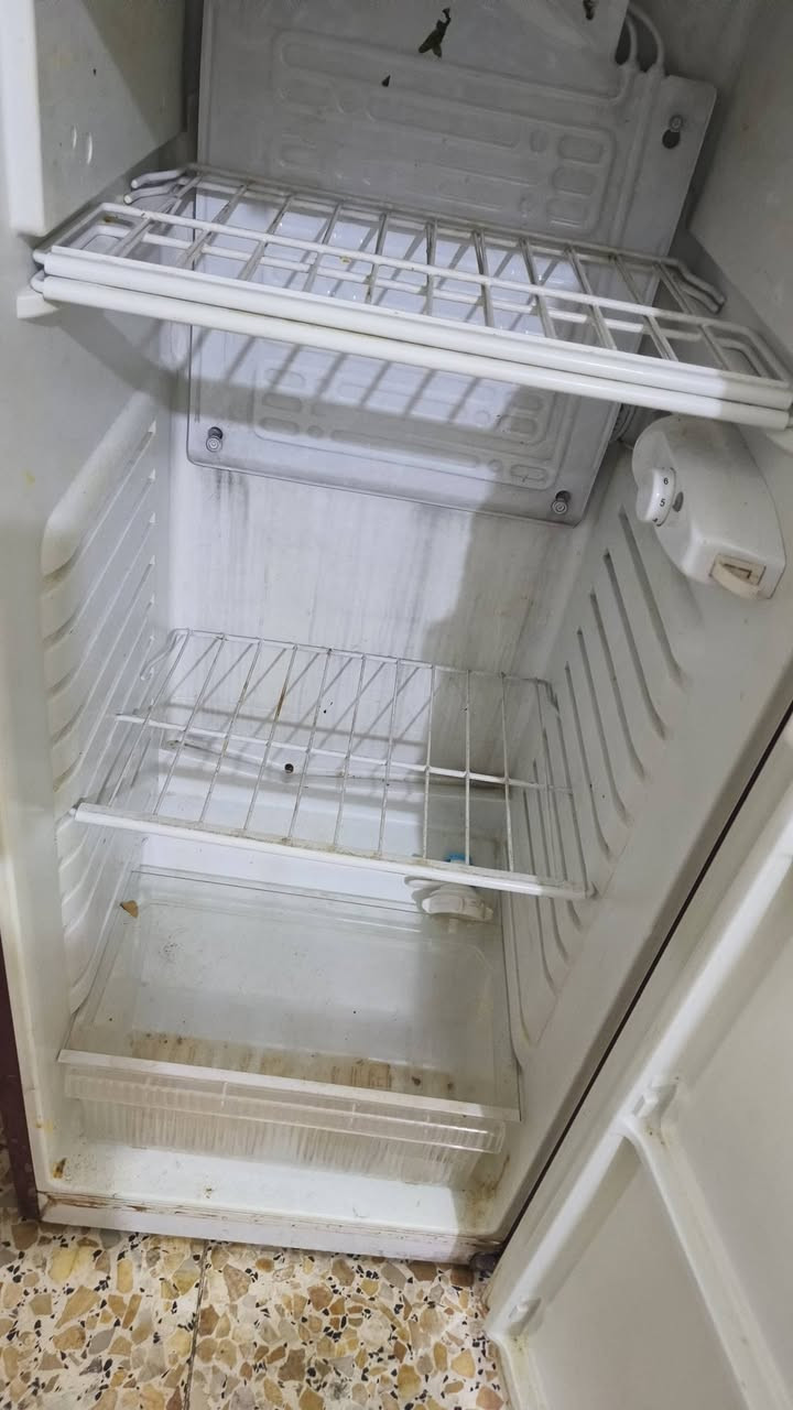 ثلاجة قشر للبيع قشرة نظيف الماطور عطل ويحتاجله تبديل بس قشرة كل شي مبي مجرد تنظيف الي يريدة يدخل خاص


**إذا كنت صاحب هذا الإعلان وتريد حذفه لأي سبب، رجاءا أرسل رسالة إلى الدعم الفني**