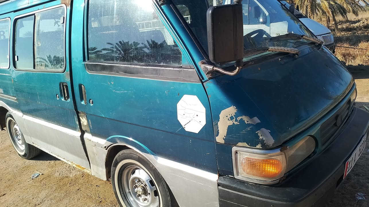 السلام عليكم للبيع كيه بستا رقم انگليزي وراعيها موجود   مويل 95 السعر 28 كهربائيات كلها تشتغل حداديه وسط قواعد امعمرات  وباور شغال الدواخل يرادلها ترتيب  محرك ابخر  ونقص والرابع افلت غير متواج على الفيس وهذا رقمي ***********
