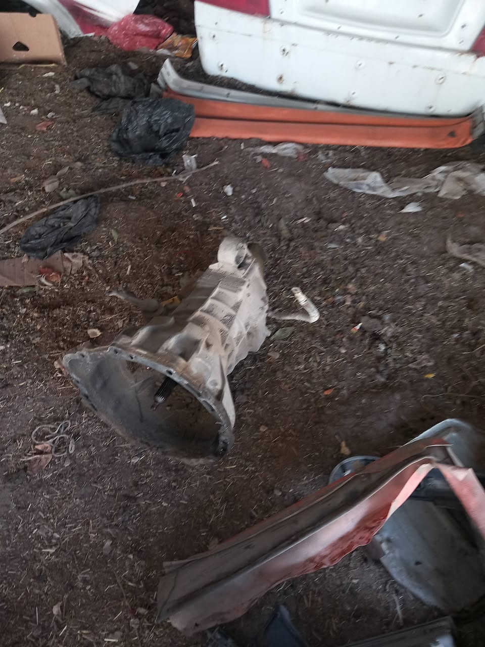 غراض فتون كامله للبيع كلمن بسعره العنوان بغداد لأمين ثانية رقم ***********
