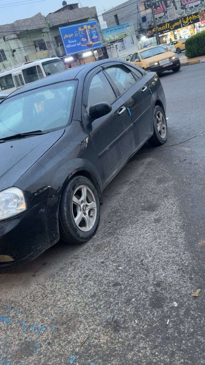 السلام عليكم سيارة اوبترا فيرزا 2006 رقم مسطرة تحول وكاله تريد موجود  السياره مصبوغة  عام مل تقحيل باب واحد مجون بيه اشوي بل شاصي محرك وكير توماتيك الطخم الأمامي والخلفي شرط السعر ٥٢ وبيها مجال ***********
