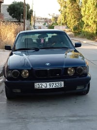 BMWحجم 520 فول اوتو بس گير عادي  كشنات كهرب كلو شغال  موديل 93 وارد يا...