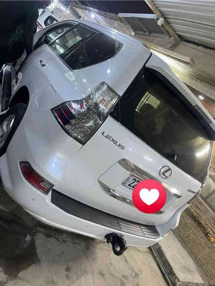 مكفولة بدون صبغ ولا بارد ولا تبديل 

ماشية 120 الف كيلومتر 

محرك 8 سلندر حجم 4600 

بصمات 2

مرقم اربيل بسم شركة 

فول فول مواصفات 

جكات جوبلس

كامرات 360 درجة 

كشن ذاكرة

ستيرن كهرباء +تدفئة

عدسات زينون 

فتحة بالسقف 

رادار

تشغيل عن بعد

و ألى اخره 

مكان السيارة النجف

للاستفسار ***********

السعر: 370 

التعليقات سياتي اليك على الخاص مباشرة
