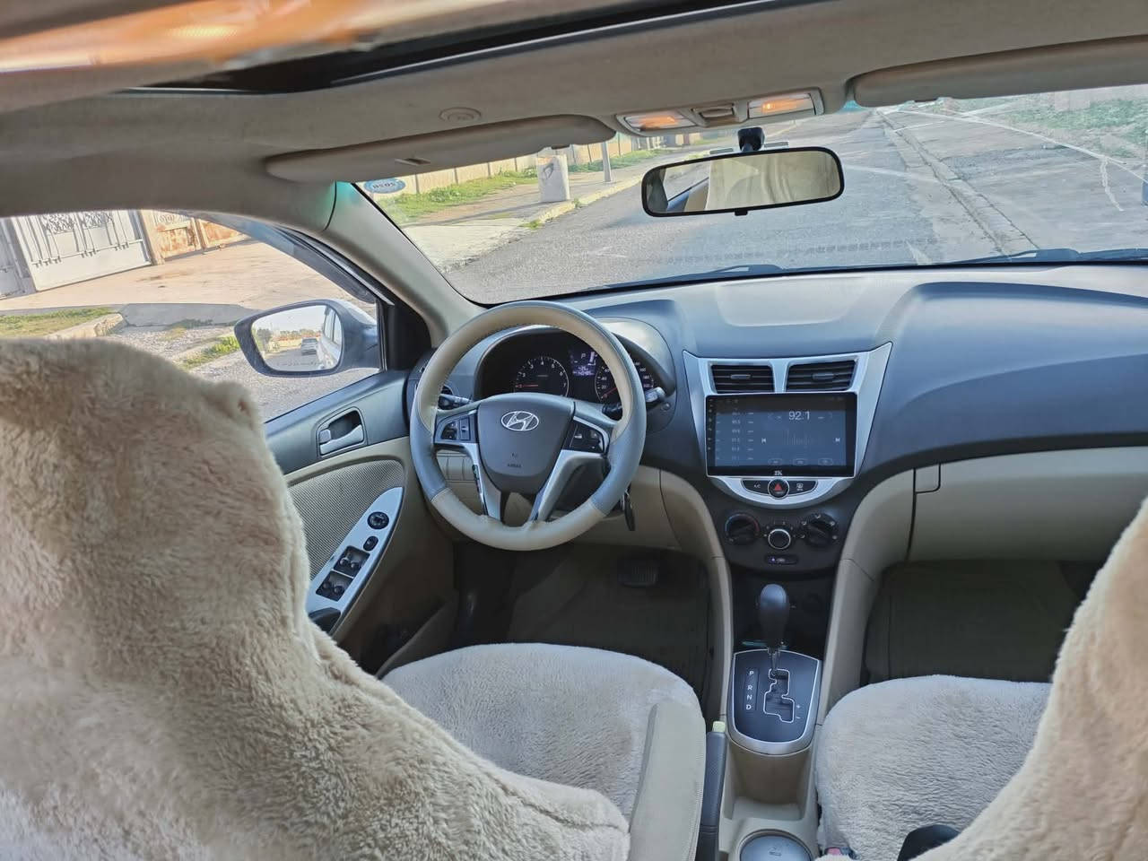 السلام عليكم
اكسنت موديل 2012 سلايد رقم سليمانيه ماشيه 140سياره نظيفة وجاهزه من كير ومحرك مامفتوح وتبريد وصدر كله بشرط تخم تاير جديد بيها ربع دوسه صبغ وحافه الباب الخلفي صبغ فقط وبدون أي تعديل بارد ولاتبديل مكان السياره كركوك للأتصال *********** السعر 110.
