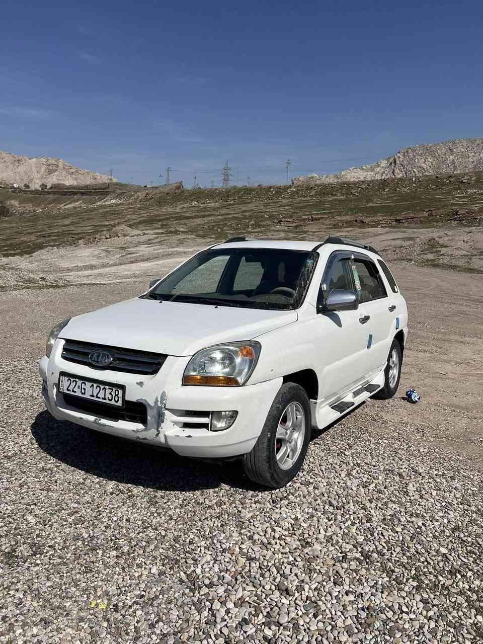 السلام عليكم

سبورتج 2005خليجي كير عادي 

مكينه 2000 دوش 

كير محرك خير من الله 

تبريد ثلج 

صدرها حلو 

كهربائيات كلها شغاله 

رقم اربيل دولي وكاله عامه بأسمي 

ضررها جاملغ  وباب بدون اي دواخل وع اثرها نصبغت صفحه 
وسونار مرفق بلمنشور 

مكاني ديالى بعقوبه 

السعر 80 وبيها مجال بسيط

***********
