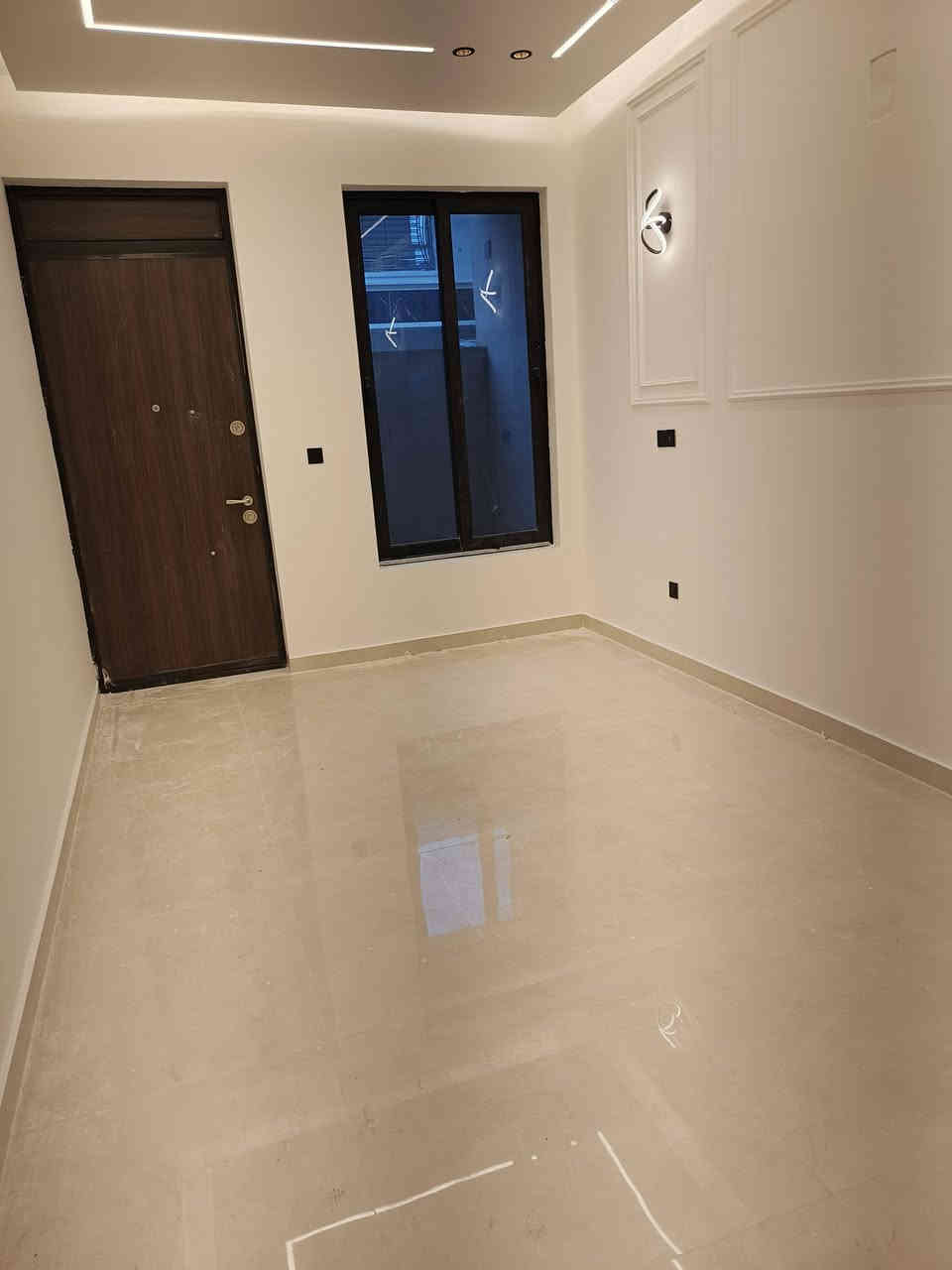 السلام عليكم  شباب 🌹🤝

عدك بيت جديد وكمل وماعدك احد موجود حسين الرئيس 
رقمي((***********)) 

عدك بيت وبي انقاض داخلي وماعدك احد موجود عدك حسين الرئيس  (((جهاز كافه البيوت والعامرات التجاريجه))) 

_ شغلنه غسل سراميك من النقاض الصبغ وغسله بمواد جيده
وتلميع السراميك💖💖💎

__تلميع الجام بكاف مواد جيده وتلميعه 💖💖💎

__غسل الواجهه المرمر من التراب وتلميعه💖💎💎

__
