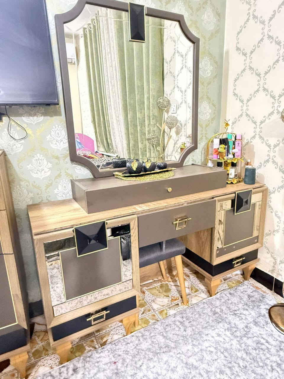 غرفه للبيع سعر خاص عنوان بغداد حي اور


**إذا كنت صاحب هذا الإعلان وتريد حذفه لأي سبب، رجاءا أرسل رسالة إلى الدعم الفني**