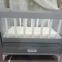 سرير أطفال متحرك • مندر • بصره قبله