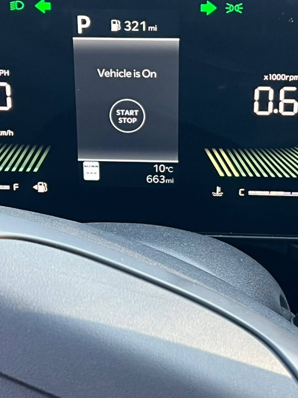 سلام عليكم 
للبيع K4  كلين 
فول مواصفات
تدفئه كشنات 
ستيرن تدفئه 
شاشه كاربلاي نقطه عميه 
بانوراما 
رادرات امامي خلفي 
كشنات جلد 
ماشيه 600 مايل يعني زيرو 
بدون رقم كاتي 
مكانها موصل للاستفسار اتصل ع رقم غير متواجد واتساب ماسنجر للتواصل (***********)
