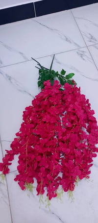 متدليات • ورد • زينة