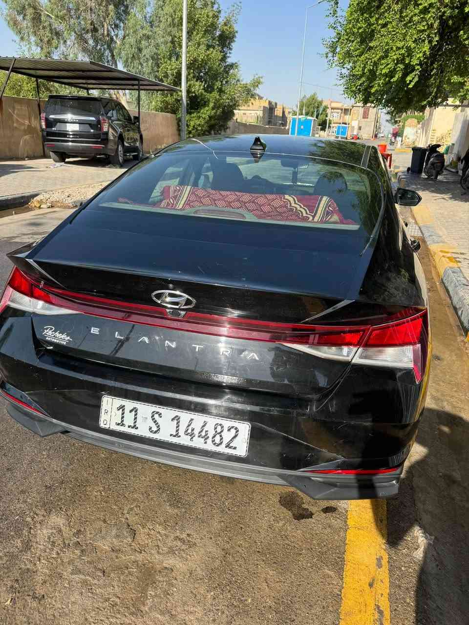 السلام عليكم
انترا 22اسود حره رقم بغداد بأسمي تحويل ثاني يوم 
محرك 2000دوش
فول موصفات عدا الفتحه 
بصمة تشغيل /بصمةابواب/بصمه صندوق
حساسات إماميه وخلفيه وجانبيه 
ماشيه 36ميل 
توقف ذاتي عند الاقتراب 
نقطه عمياء بالمرايه 
الضرر (جاملغ /وبنيد /وجاملغ )و (كم وحده حالوب )

السعر (125وبيها مجال) 
مكاني واسط /الكوت


**إذا كنت صاحب هذا الإعلان وتريد حذفه لأي سبب، رجاءا أرسل رسالة إلى الدعم الفني**