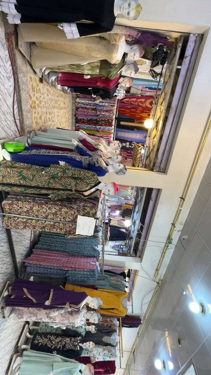 السلام عليكم
محل معروض للبيع
مع البضاعه والملكانات
العنوان /الرمادي شارع الاورزدي وسط شارع الاورزدي 
مقابيل اقمشه بشير الكبيسي داخل القصيرية
للتواصل***********
