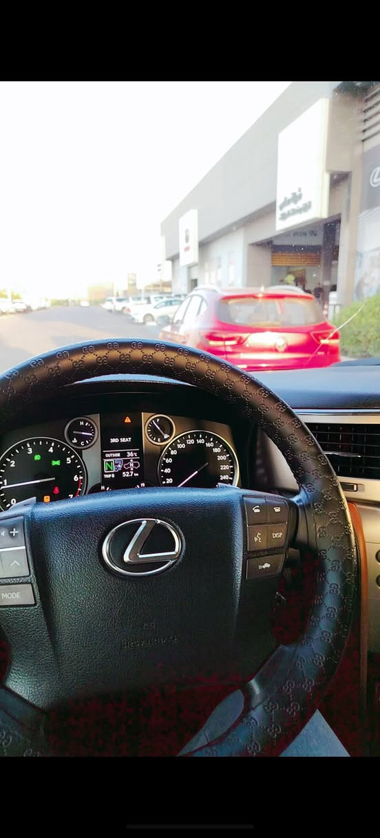 السلام عليكم
للبيع او مراوس 

لكزس LX570
موديل 2012
رقم بغداد انكليزي باسمي
فول مواصفات

 بصمة تشغيل
 تشغيل عن بعد
 كشنات خزن
 سلايد روف
 ستيرن كهربائي
 تدفئة وتبريد كشنات
 كامرات محيطية
 مواصفات كثيرة أخرى

السيارة مكفولة من التبديل والصبغ و الضربه 

 السعر المطلوب:340$

 مكان السيارة: بصره الزبير 
 لأي استفسار: ***********
